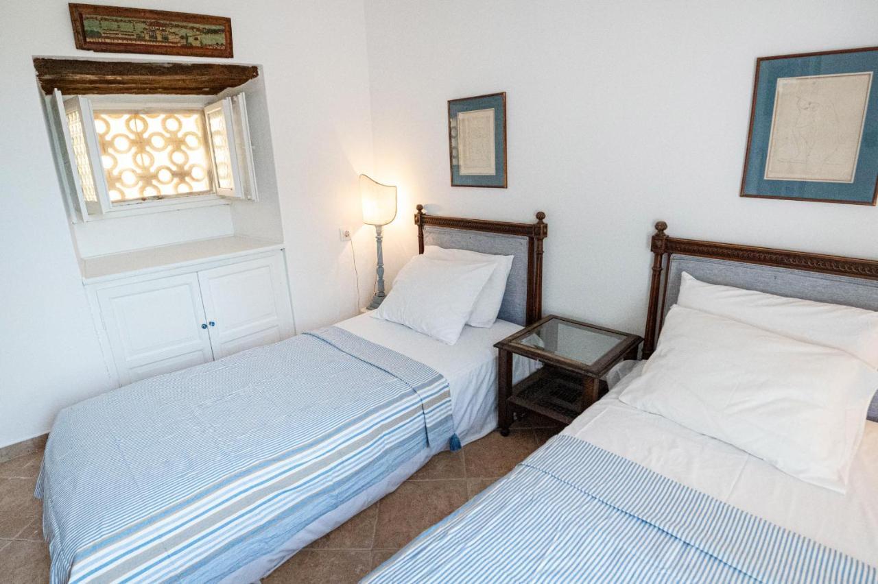 Traditional House Under The Clock Tower With Sweet View Poros Town Exteriör bild