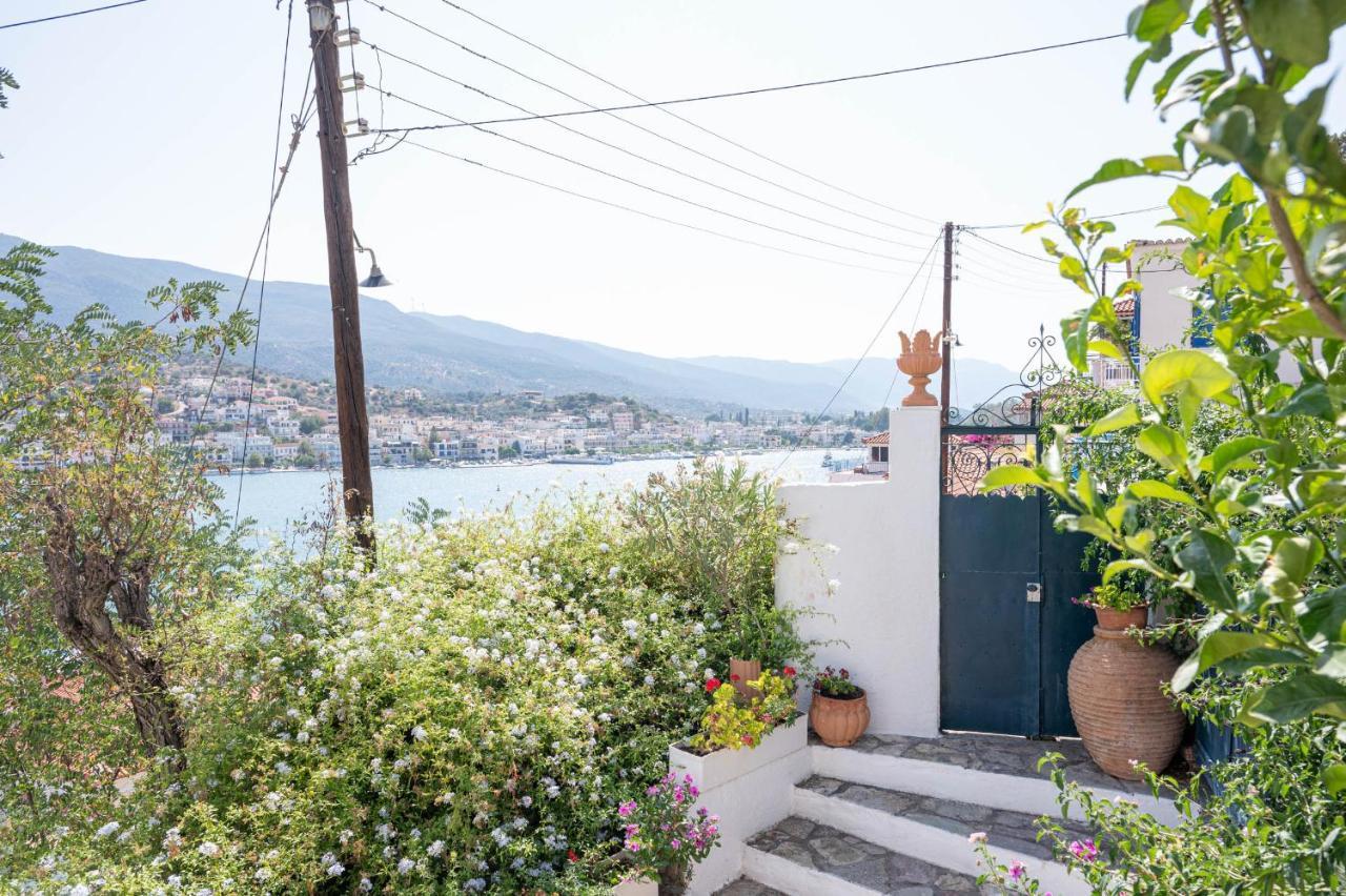 Traditional House Under The Clock Tower With Sweet View Poros Town Exteriör bild